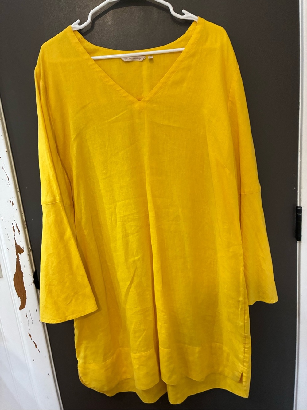 Gorgeous quality linen in a Sunny Yellow V-Neck Tunic